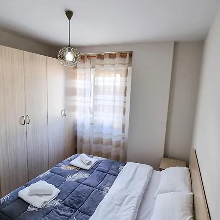 Апартаменты Skyline View 2br Тирана