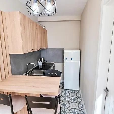 Apartament Skyline View 2br Tirana