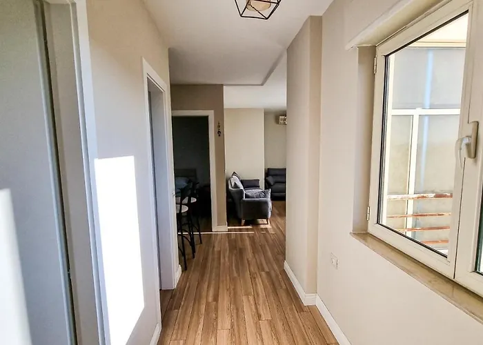 公寓 Skyline View 2br 地拉那